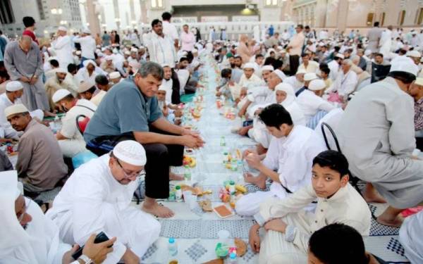 Umat Islam akan berpuasa dua kali pada tahun 20130 berdasarkan kalendar Gregorian. - Foto AFP