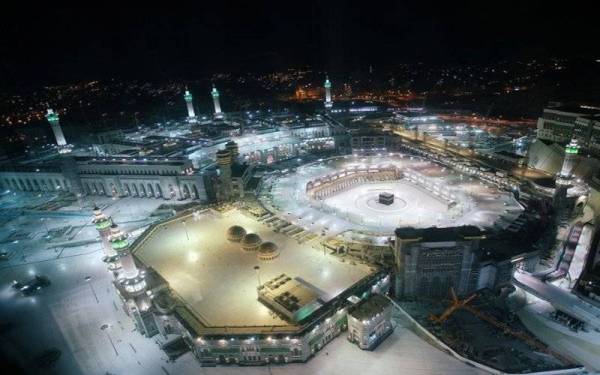 Lebih tiga juta hidangan disediakan di Masjidil Haram, Makkah dalam tempoh 20 hari Ramadan. - Foto Reuters