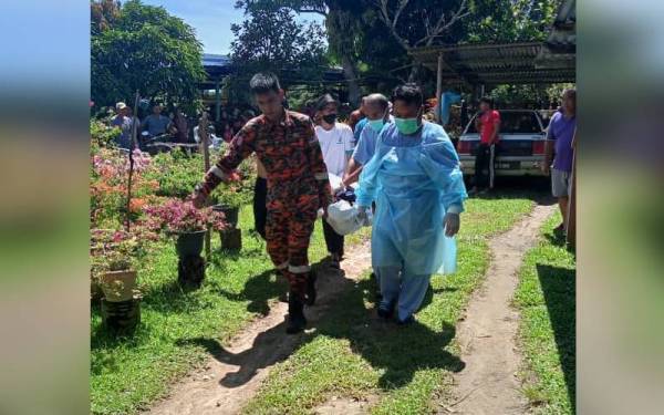 Mangsa lemas ditemukan yang tergelincir dari jambatan dan jatuh ke dalam sungai di Kampung Banting, Sipitang ditemui ahli keluarga.