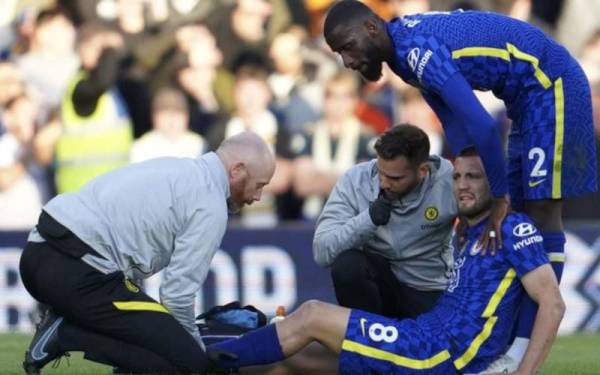 Kovacic alami kecederaan di buku lali ketika Chelsea catat kemenangan 3-0 di Elland Road pada Rabu.