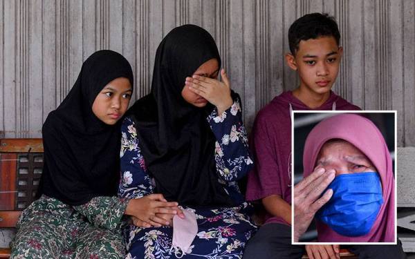 Nur Damia Ahmad Hafizan, 12 (dari kiri), Nur Diana Ahmad Hafizan, 17, dan Ahmad Naqiu Najmi Ahmad Hafizan, 14, kelihatan sedih selepas arwah abang mereka, Ahmad Naim Najmi meninggal dunia dalam kemalangan pada Khamis. Gambar kecil: Rosnah - Foto Bernama