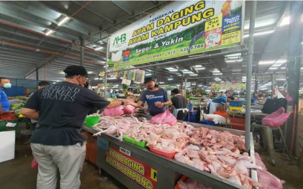 Bekalan ayam di Pasar Awam Sementara Seberang Jaya masih boleh didapati namun dikhuatiri terputus dalam tempoh beberapa hari lagi.