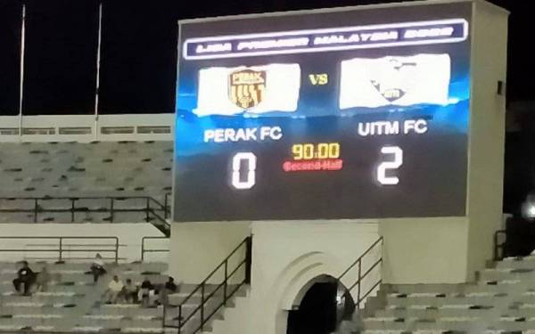 UiTM FC menewaskan tuan rumah 2-0 pada perlawanan Liga Premier di Stadium Perak di sini pada Sabtu.