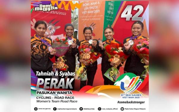 Barisan pelumba wanita negara yang meraih pingat perak acara lebuh raya berpasukan Sukan SEA Hanoi 2021 pada Ahad. Foto FB MSN