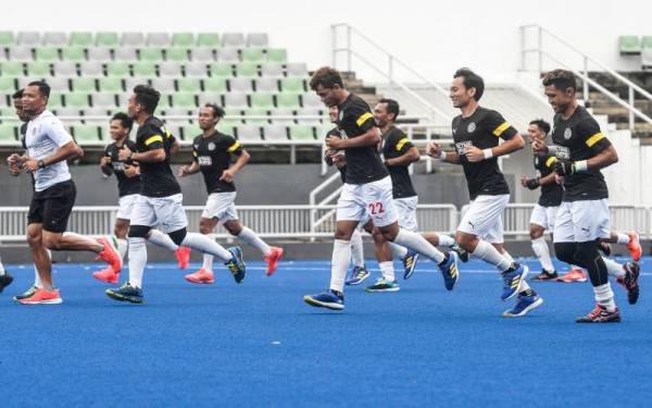 Skuad hoki negara giat berlatih sebagai persiapan menghadapi Piala Asia 2022 di Jakarta. - Foto FB MHC