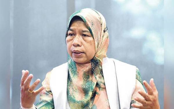 Pengumuman mengejut Datuk Zuraida Kamaruddin pada 26 Mei, selepas kira-kira sembilan bulan menerajui Kementerian Perusahaan Perladangan dan Komoditi (KPPK) menimbulkan reaksi bercampur-campur dalam kalangan peserta industri.