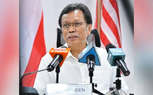 Mohd Shafie dalam sidang akhbar di pejabatnya di Kolombong, Kota Kinabalu pada Selasa.