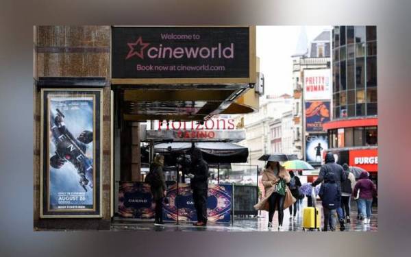  Rangkaian pawagam UK Cineworld tidak lagi menayangkan filem tentang anak perempuan kepada Nabi Muhammad setelah protes berlaku di Britain. - Foto Reuters