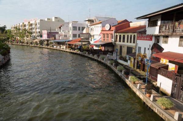 Industri perhotelan di Melaka menghadapi masalah kekurangan tenaga kerja yang kritikal. - Foto 123RF