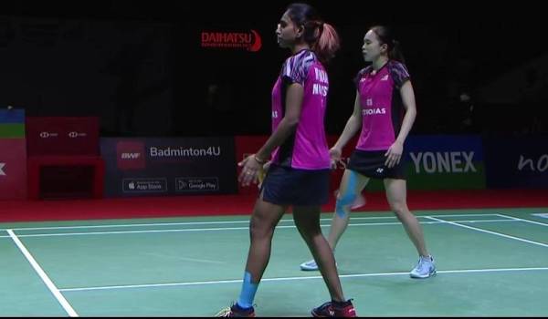 Pearly-Thinaah akur tewas kepada beregu tuan rumah Apriyani-Siti Fadia pada peringkat separuh akhir kejohanan Indonesia Masters sebentar tadi