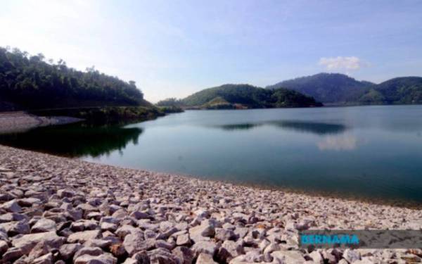 Lebih 60 kolam dan tasik di Selangor berpotensi dijadikan kolam takungan tambahan sebagai persediaan jangka panjang bagi menghadapi kemarau. - Gambar hiasan/Foto: Bernama