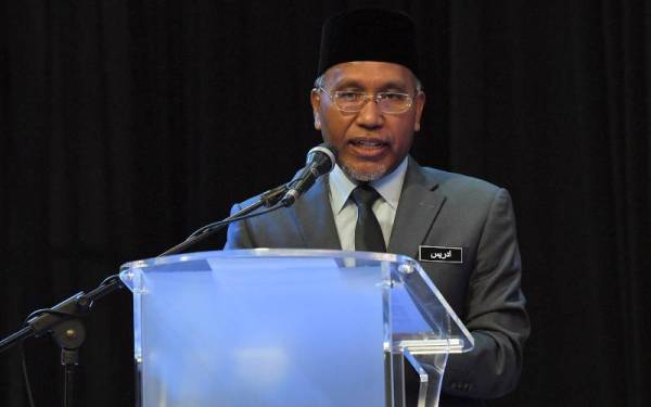  Idris ketika berucap pada Multaqa Murabbi Ummah Peringkat Negeri Pahang hari ini. - Foto Bernama