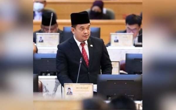 Zahari menjawab soalan lisan ketika Sidang Pertama DUN Johor ke-15 di Kota Iskandar pada Rabu.