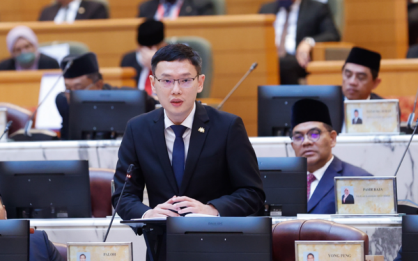 Ting Han pada sesi penggulungan pada sidang Pertama Dewan Undangan Negeri (DUN) Johor ke-15 di Kota Iskandar pada Khamis.