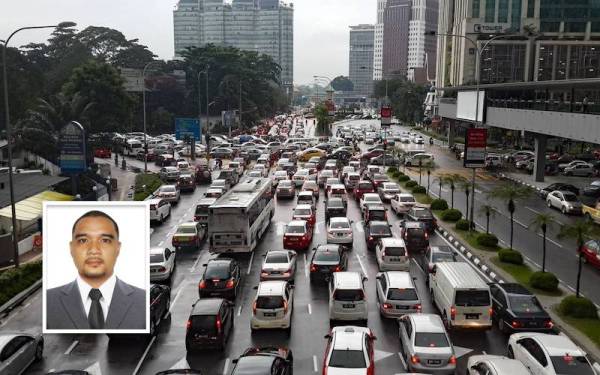 Penubuhan pasukan khas oleh Jabatan Perkhidmatan Awam (JPA) wajar bagi mengkaji keberkesanan pelaksanaan waktu bekerja empat hari seminggu. Gambar kecil: Muhammad Aiman