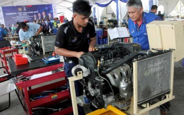 Program TVET perlu dilaksanakan seawal Tingkatan 1 bagi memberi peluang pelajar memilih bidang kemahiran yang diminati.