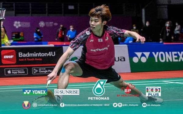 Tze Yong ketika beraksi di pusingan pertama Masters Malaysia sebentar tadi.