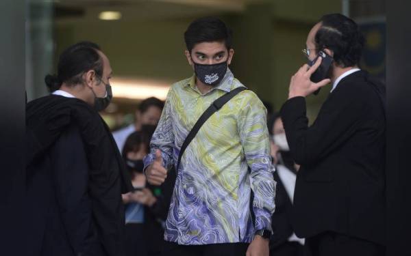 Bekas Menteri Belia dan Sukan Syed Saddiq Syed Abdul Rahman berdepan empat pertuduhan berkaitan pecah amanah dan pengubahan wang haram. - Foto Bernama