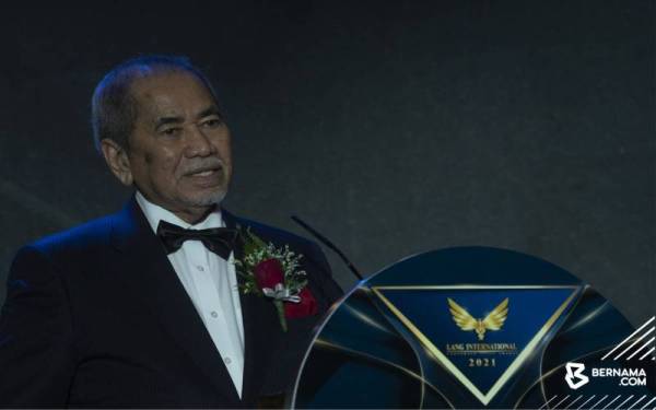 Menteri di Jabatan Perdana Menteri (Parlimen dan Undang-Undang) Datuk Seri Dr Wan Junaidi Tuanku Jaafar. - Foto Bernama