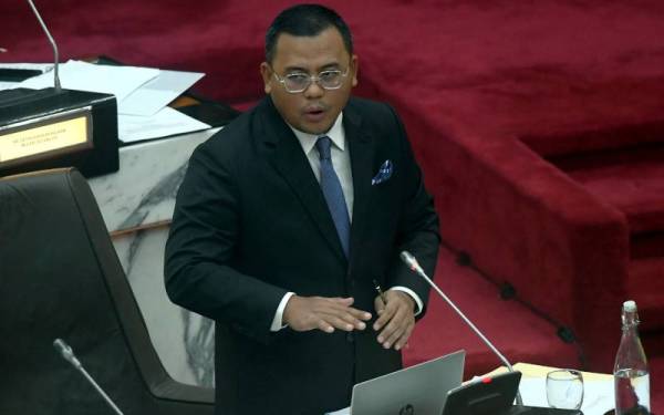 Amirudin menjawab soalan pada Mesyuarat Kedua Persidangan Penggal Kelima DUN Selangor ke-14 di Bangunan Dewan Negeri Selangor, Shah Alam hari ini.
