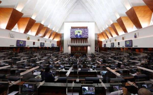 Perihal berhubung cadangan beberapa ahli politik untuk mewujudkan perjanjian baharu bagi menggantikan MA63 bakal menjadi tumpuan persidangan Dewan Rakyat hari ini. Foto hiasan