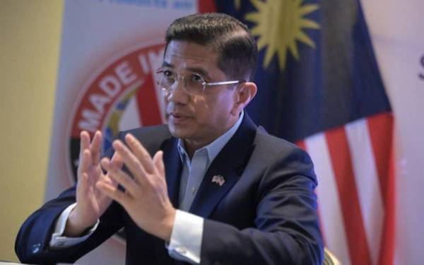 Mohamed Azmin - Foto Bernama