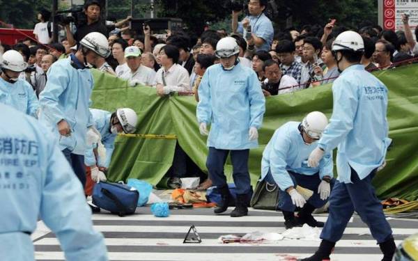 Kementerian Kehakiman Jepun mengesahkan hukuman mati terhadap Tomohiro Kato, disabitkan kesalahan membunuh tujuh orang dalam trak merempuh dan mengamuk di Tokyo pada 2008.