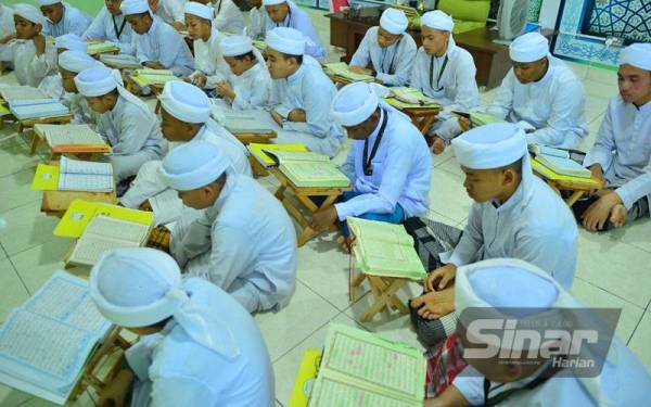 Semua diharap dapat menghargai peranan penting yang dimainkan golongan huffaz ini. - Foto ASRIL ASWANDI SHUKOR