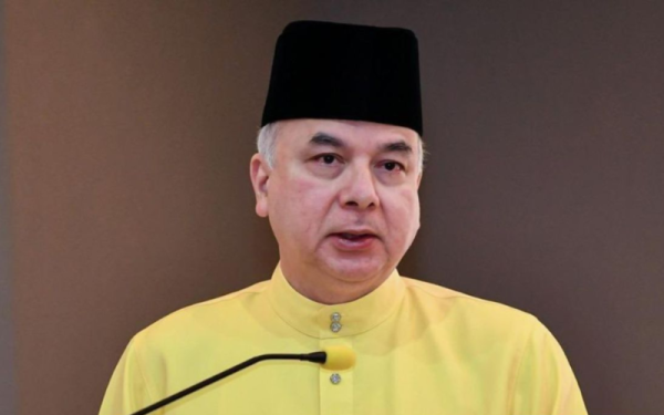 Sultan Nazrin Muizzuddin Shah. - Foto Bernama