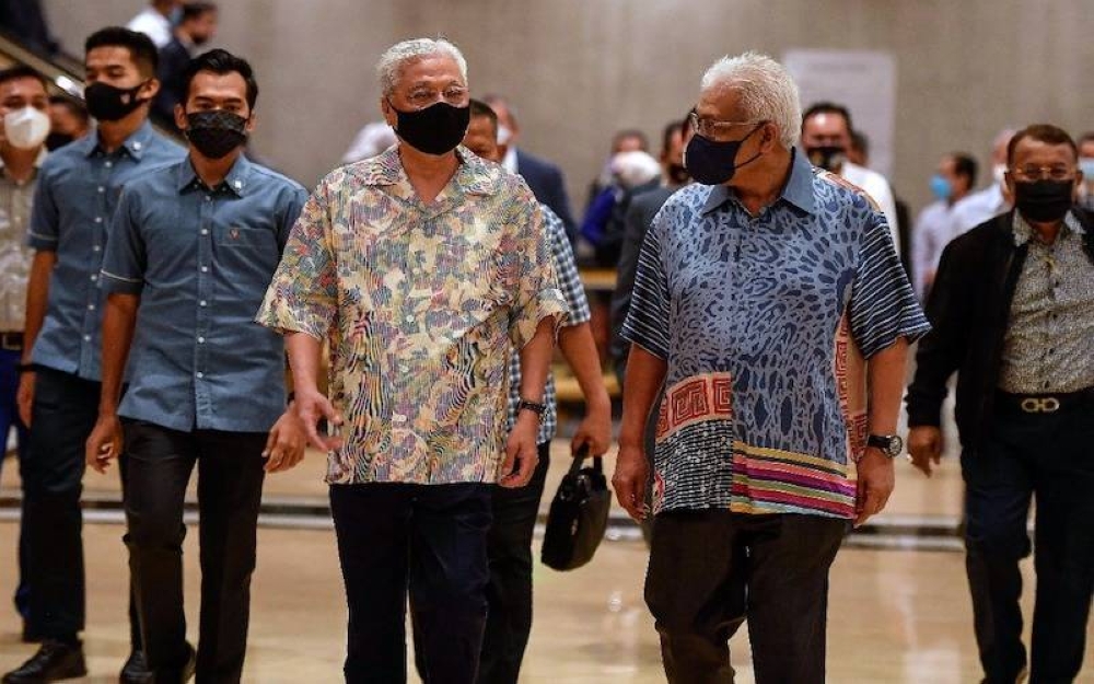 Perdana Menteri,Datuk Seri Ismail Sabri Yaakob bersama Menteri Dalam Negeri, Datuk Seri Hamzah Zainudin hadir pada Majlis Apresiasi Kementerian Dalam Negeri malam ini. - Foto Bernama