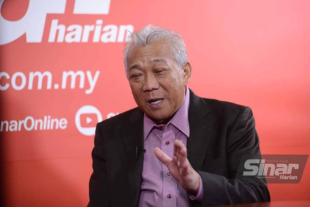 DATUK SERI BUNG MOKHTAR 