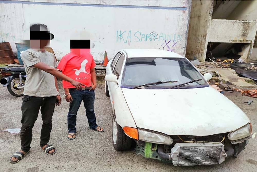 Dua lelaki disyaki terlibat dalam kes curi kenderaan di Jalan Pandan Indah, Ampang berjaya diberkas.