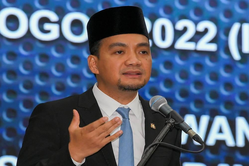 Menteri Besar Johor Datuk Onn Hafiz Ghazi. Foto Bernama.