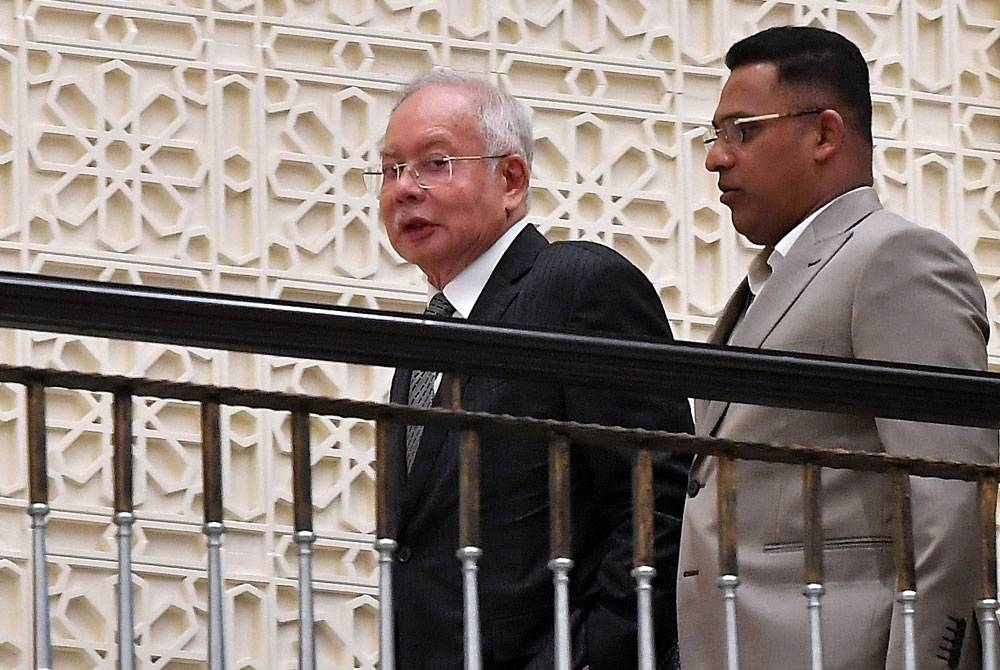 Mahkamah Persekutuan pada Selasa menolak permohonan Najib untuk menangguhkan rayuan akhir kes penyelewengan dana RM42 juta milik SRC International Sdn Bhd. - Foto bernama