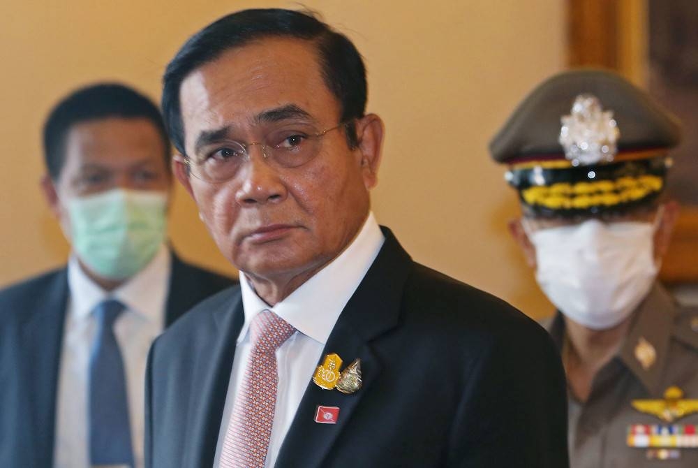 Keputusan tinjauan terbaharu menunjukkan populariti Prayut semakin merosot. - Foto Agensi