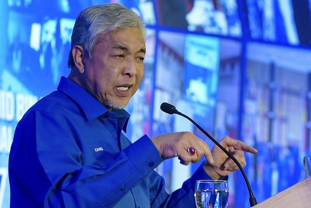 Datuk Seri Dr Ahmad Zahid Hamidi.