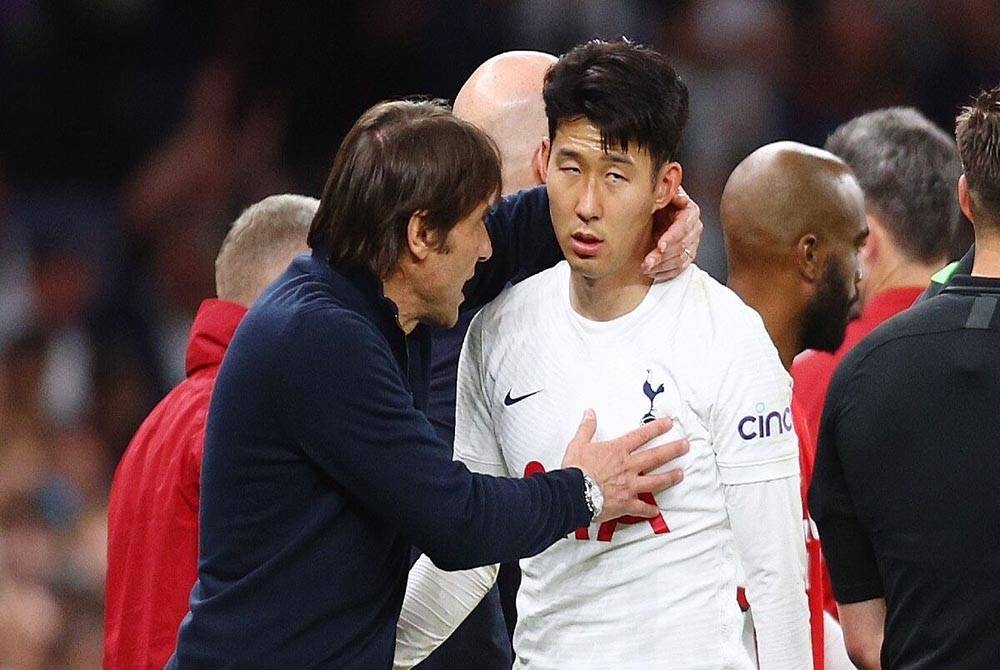 Conte (kiri) percaya Heung-min berupaya menjaringkan gol dalam beberapa perlawanan EPL selepas ini. - Foto Agensi.