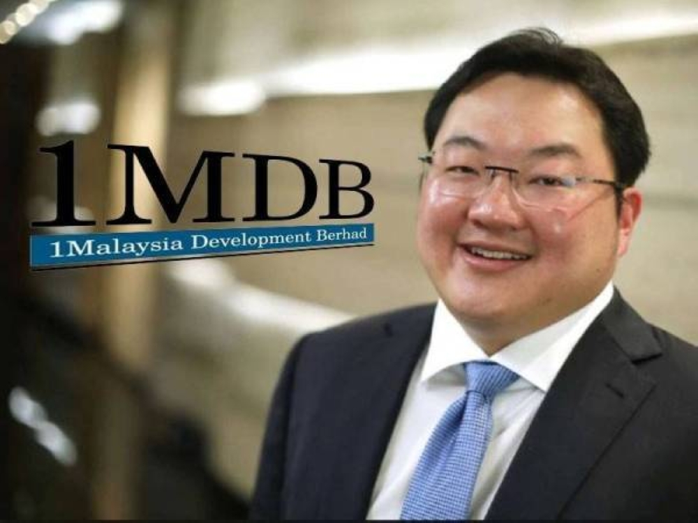 Jho Low didakwa dilihat berada di Disneyland, Shanghai pada malam Krismas 2019.
