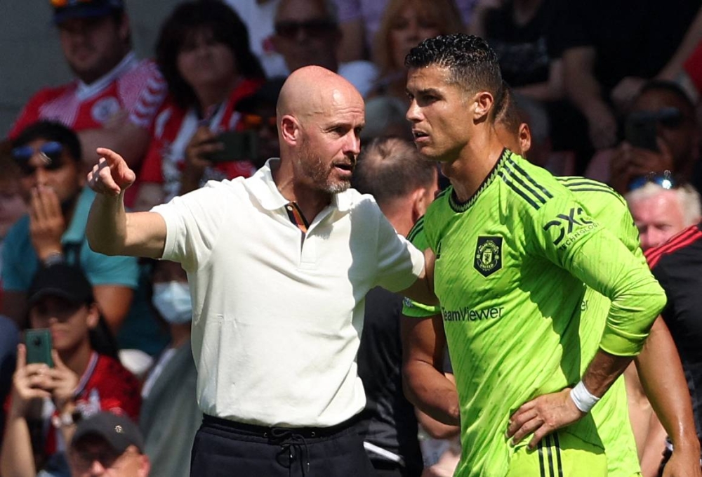 Ten Hag mengakui Manchester United masih memerlukan khidmat Ronaldo musim ini. - Foto AFP