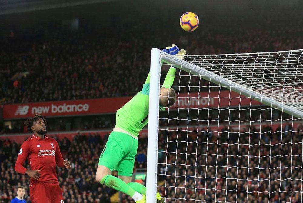 Pickford menjadi duri dalam daging apabila menafikan banyak percubaan Liverpool ketika terikat tanpa jaringan dengan Everton pada Sabtu.