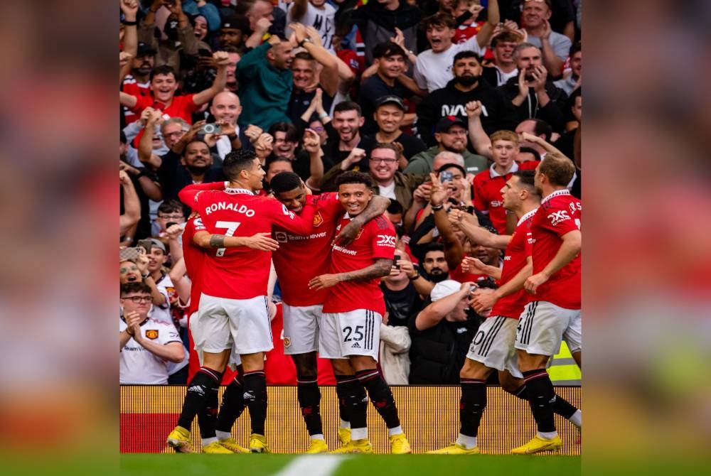 Rashford menyumbang dua gol ketika membantu Manchester United mengatasi Arsenal di Old Trafford. -Foto: Manchester United