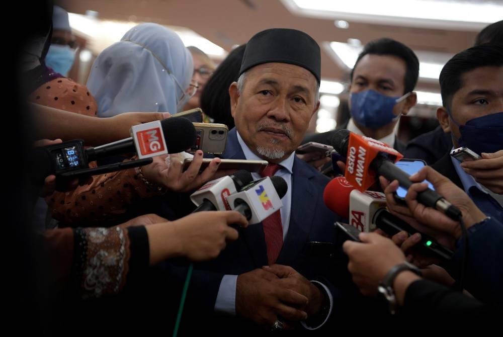 Tuan Ibrahim Tuan Man ketika ditemui media selepas Majlis Simposium Perubahan IKLIM 2022 di Bangunan Parlimen hari ini. - Foto Bernama