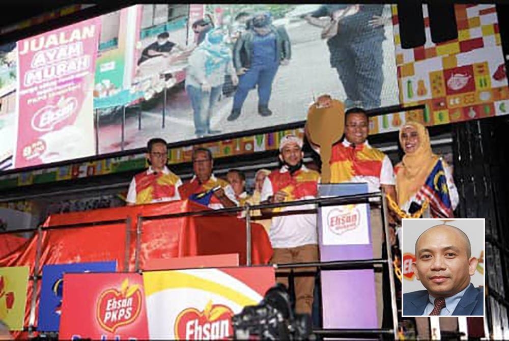 Amirudin Shari (dua dari kanan) melakukan simbolik Pelancaran Jelajah Jualan Ehsan Rakyat pada Majlis Sambutan Hari Kebangsaan 2022 Peringkat Negeri Selangor di Dataran Shah Alam pada 30 Ogos lalu. (Gambar dalam : Dr Mohamad Khairil Mohamad Razi)