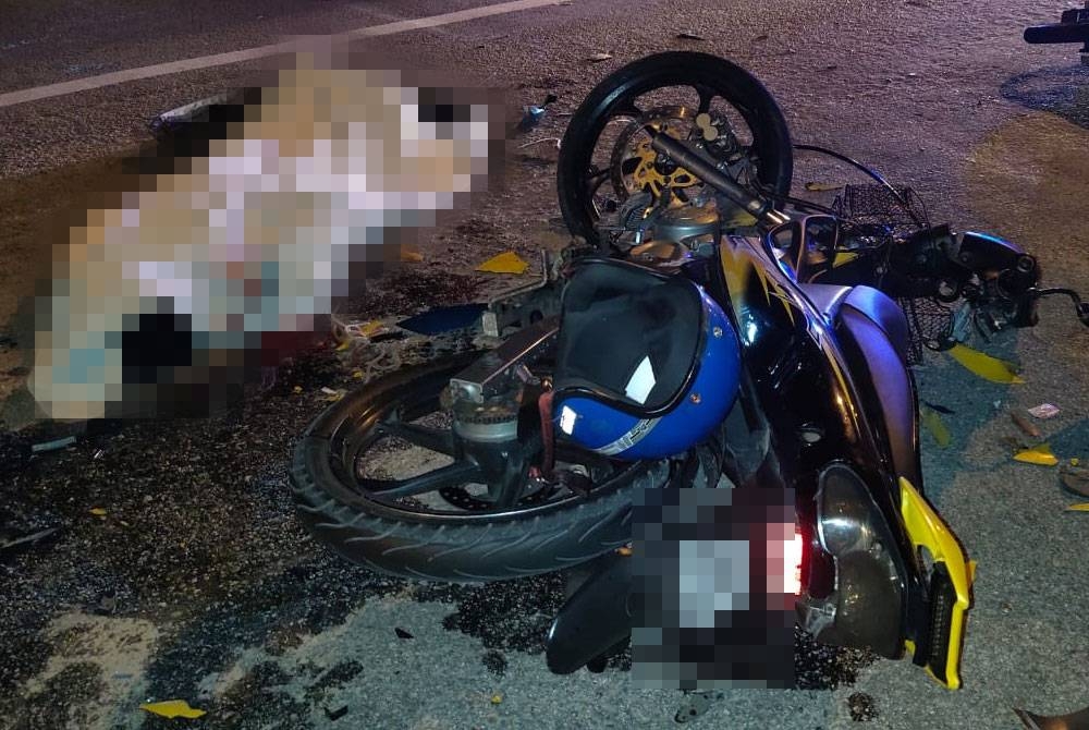 Keadaan motosikal mangsa dalam kejadian kemalangan Jalan Wakaf Stan awal pagi Isnin.Foto ihsan PDRM