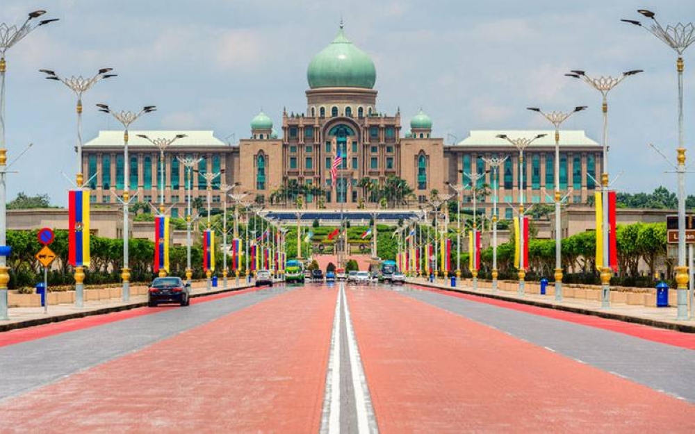 Bangunan Perdana Putra, Putrajaya - Foto 123RF