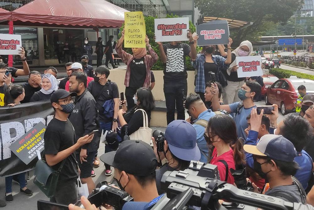 Polis telah mengenal pasti penganjur Himpunan Tolak PRU Awal di ibu negara, pada Sabtu.