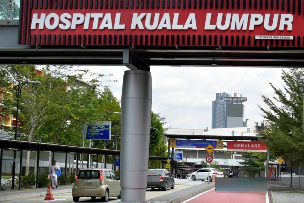 HKL hospital pertama kerajaan menyediakan perkhidmatan pembedahan penggantian sendi lutut dan pinggul secara robotik kepada pesakit osteoartritis. - Foto Bernama