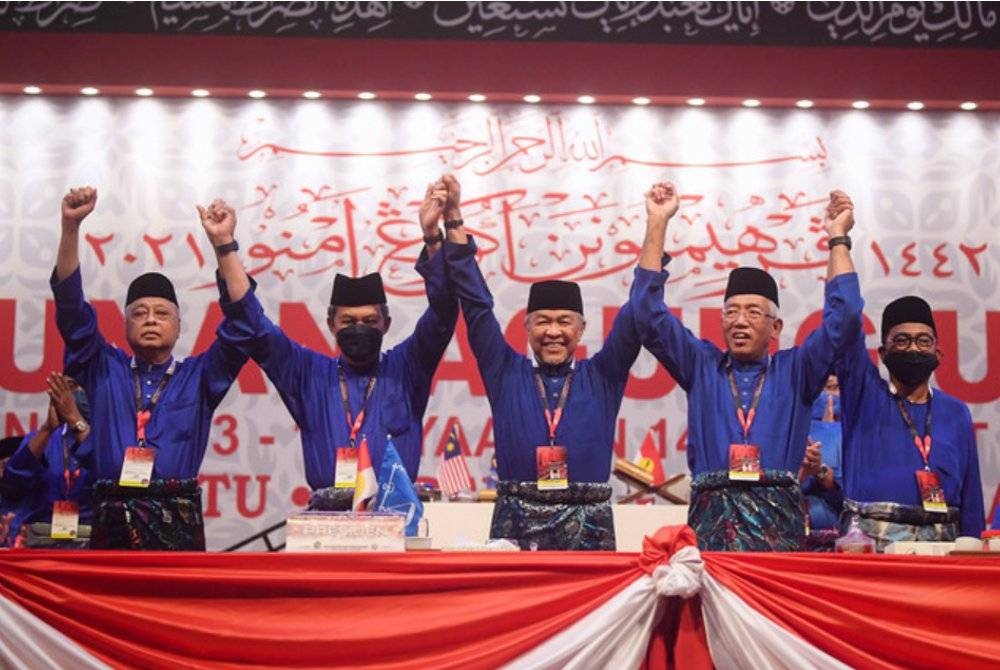 Langkah UMNO membuat keputusan nekad untuk mengadakan pilihan raya tahun ini satu tindakan yang berani dan luar biasa.