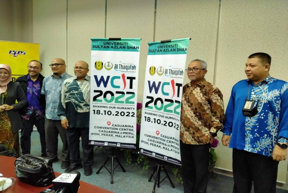 Nordin (dua dari kanan) bersama-sama barisan pengurusan tertinggi USAS selepa sidang akhbar bagi mempromosikan WCIT di Jabatan Penyiaran Negeri Perak, di sini pada Khamis.