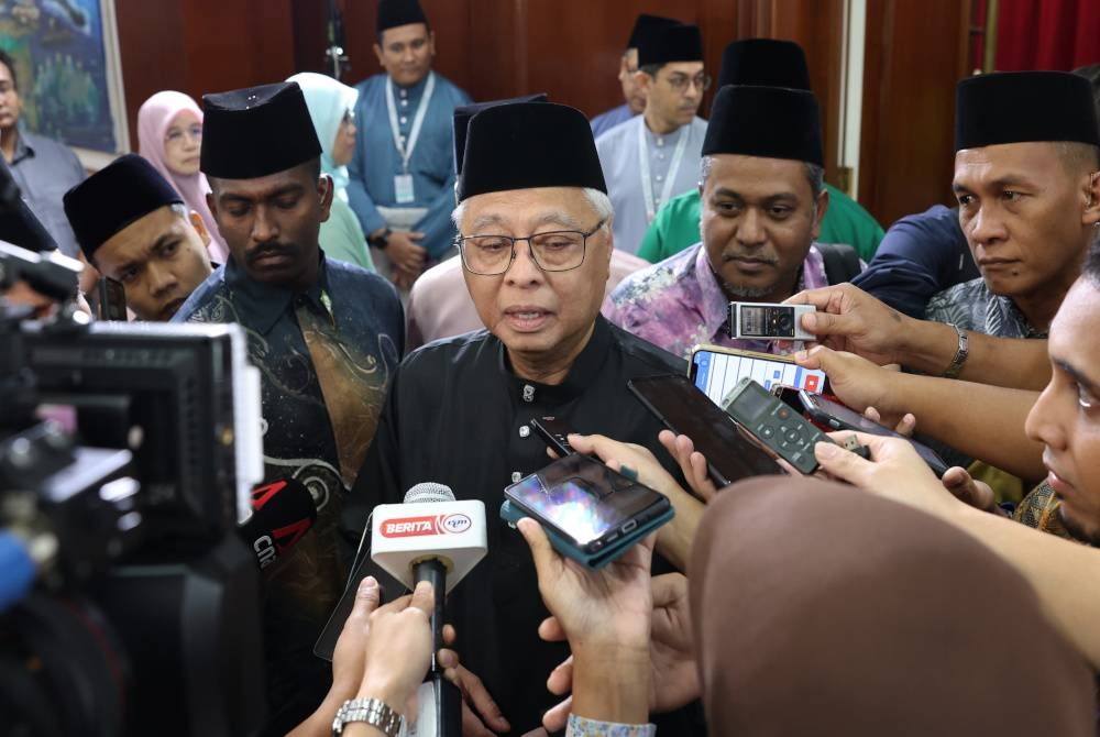 Ismail Sabri pada sidang media ketika menghadiri sambutan Maulidur Rasul Peringkat Kebangsaan 1444 Hijrah/ 2023 Masihi di Pusat Dagangan Dunia Kuala Lumpur (WTCKL) pada Ahad. - Foto Bernama
